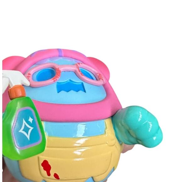 NEW ShinWoo Ghost Diner Shady Cleaner Series Figure Baby Bear Collectible OPENED - Picture 3 of 15